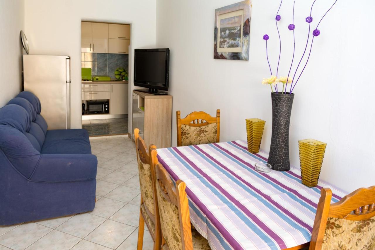 Bed And Breakfast Taverna Miskovic 帕格 外观 照片